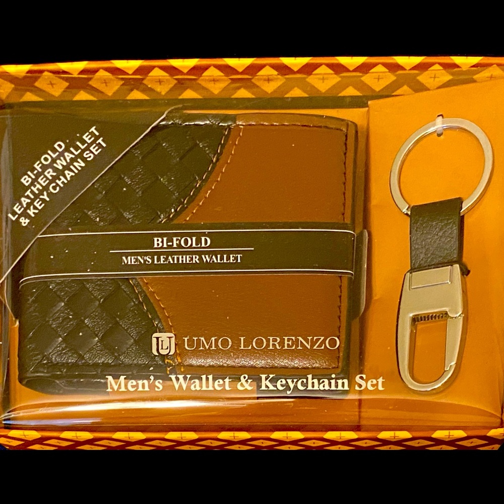 Bi-Fold Leather Wallet & Keychain set for men
